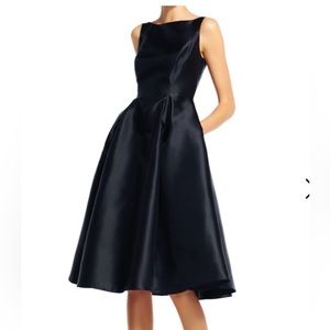 Adrianna Papell Women's Sleeveless Tea Length Black Dress